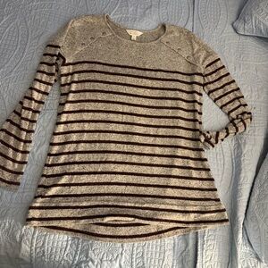 Market & Spruce Heathered Knit Top